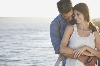 八字命理中，哪种男人八字显示有妻子才能获得安全感？