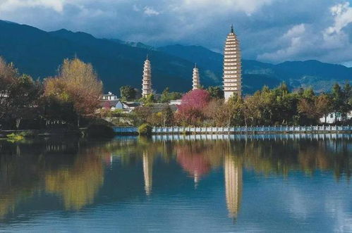 染后就是那个充满了历史厚重感的大理古城虽然听起来彳艮老套但还是得去