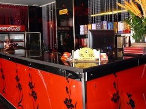 四、 内部布局：货架、收银台及整体空间组织