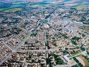 ：乌鲁木齐城市地理格局与传统风水学的现代审视