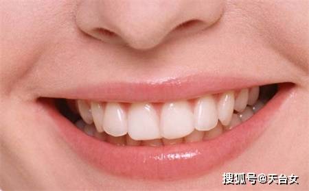掉牙齿前的非凡征兆探究——基于传统方式生肖、 星座及风水视角的国学解析