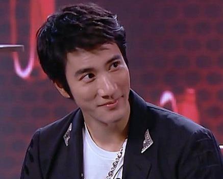 王力宏还宣布自己制作的励志音乐电影《王力宏火力全开》正在积极准备、有望於暑期档上映。