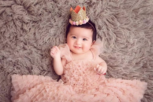 揭秘黄姓宝宝取名之道：生肖与风水的巧妙融合