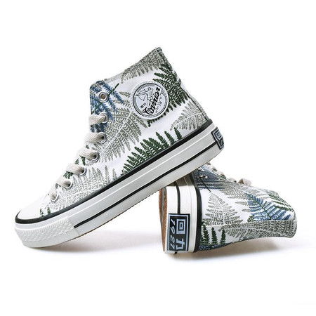 未来趋势：旅游鞋的创新方向还是科幻小说？