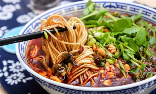 一、 原料甄选与感官体验的物质基础构建