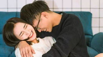 梦见陌生帅哥主动索要联系方式预示着什么？