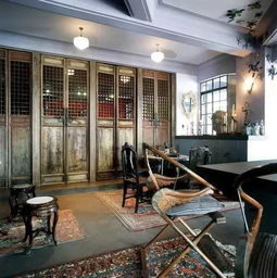 三、 楼梯与财运：规避负面影响