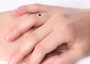 三、  现代医学视角下的病理成因分析与生理机制