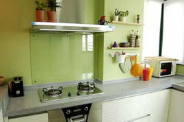 厨房三面窗户装修，如何避免大门对窗户风水问题？