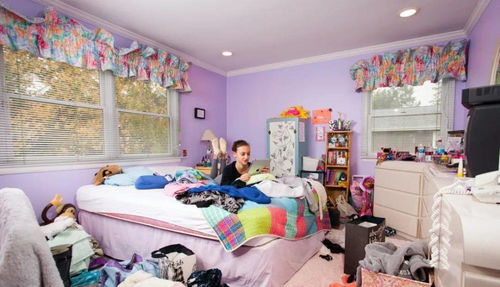 双层床布局对儿童心理的影响：潜在压抑与竞争意识