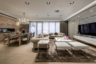 1. 简欧风格：白色主调下的自然与内敛