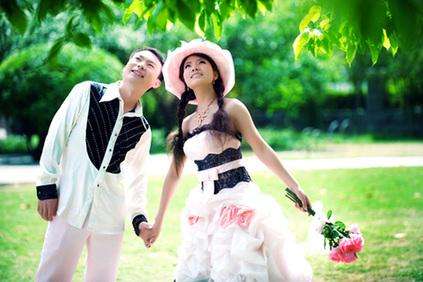 如何通过免费算命准确预测婚姻另一半的相貌？