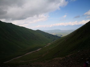 库车到那拉提？开车开到怀疑人生！