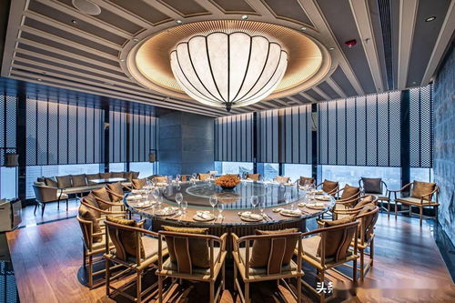 这家餐厅的豪华包间叫什么名字？