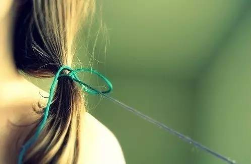 四、 社交困境的成因分析：从外貌焦虑到人际隔阂的传导机制